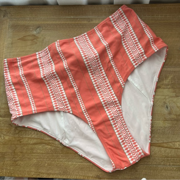 New lemlem Lucia Pouf Crop Bikini Top and Bikini Bottom size Large - Picture 5 of 11